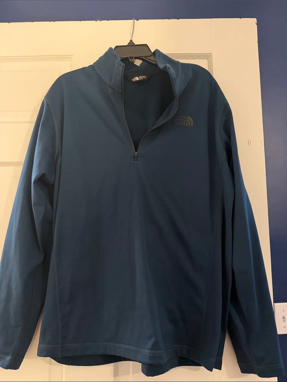 The North Face Men's Teal Blue Lightweight Quarter-Zip Shirt Jacket
